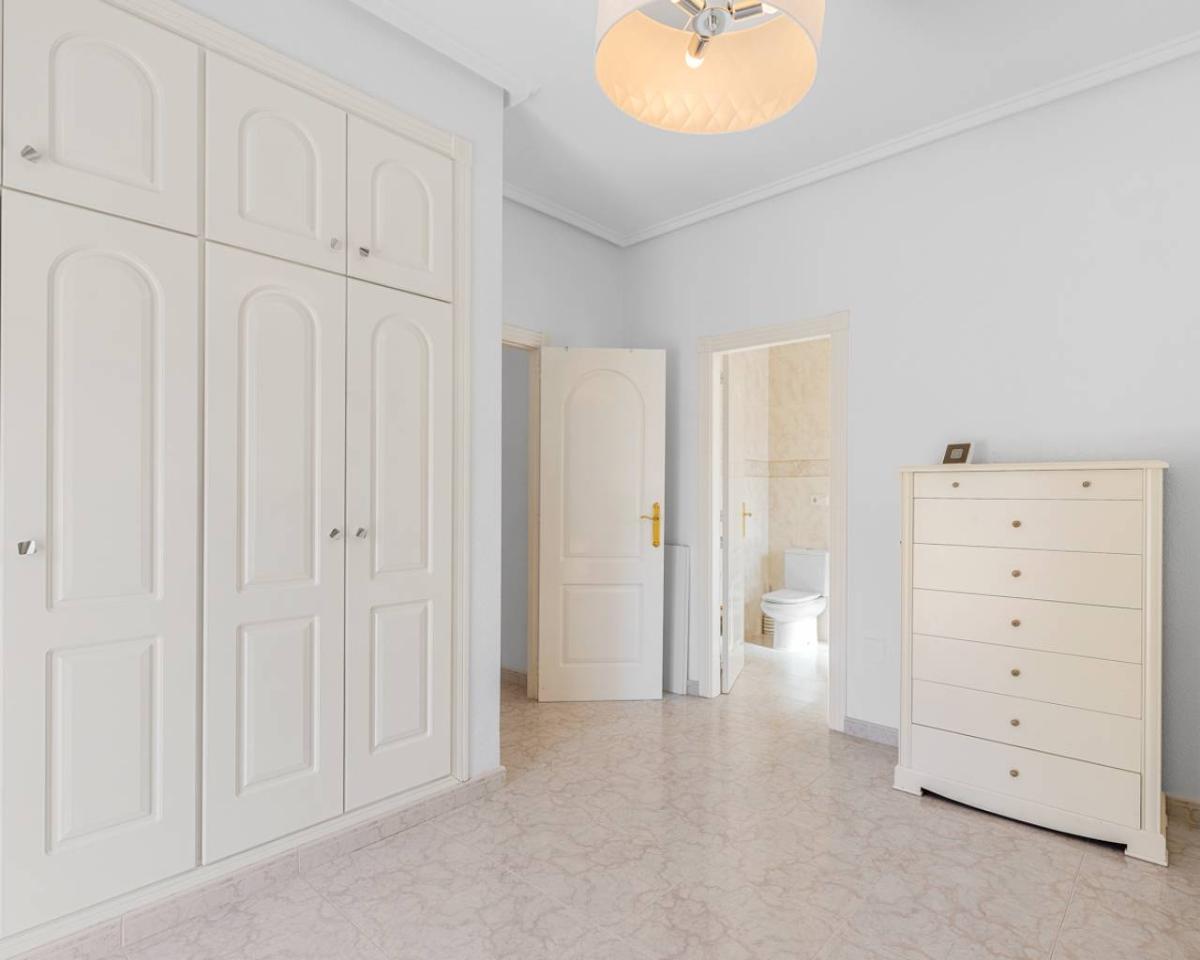 Villa en Ciudad Quesada, Alicante, España 5 dormitorios, 211 m2 No. 149132
