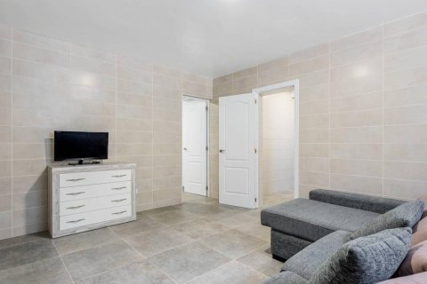 Huvila myytävänä Ciudad Quesada, Alicante, Espanja, 5 makuuhuonetta, 211 m2 No. 149132 - kuva 19