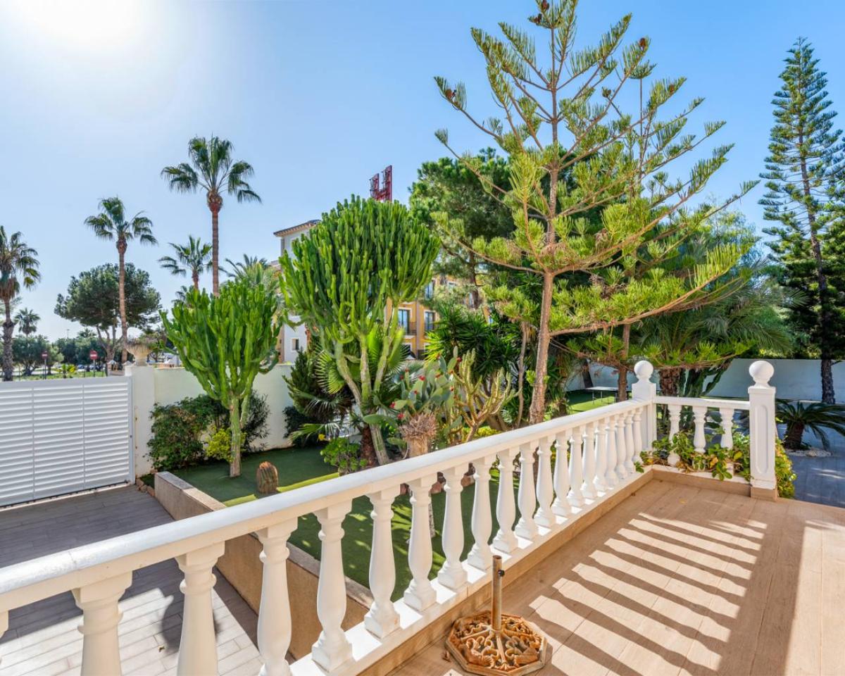 Villa en Ciudad Quesada, Alicante, España 5 dormitorios, 211 m2 No. 149132
