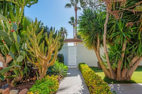 Huvila myytävänä Ciudad Quesada, Alicante, Espanja, 5 makuuhuonetta, 211 m2 No. 149132 - kuva 30