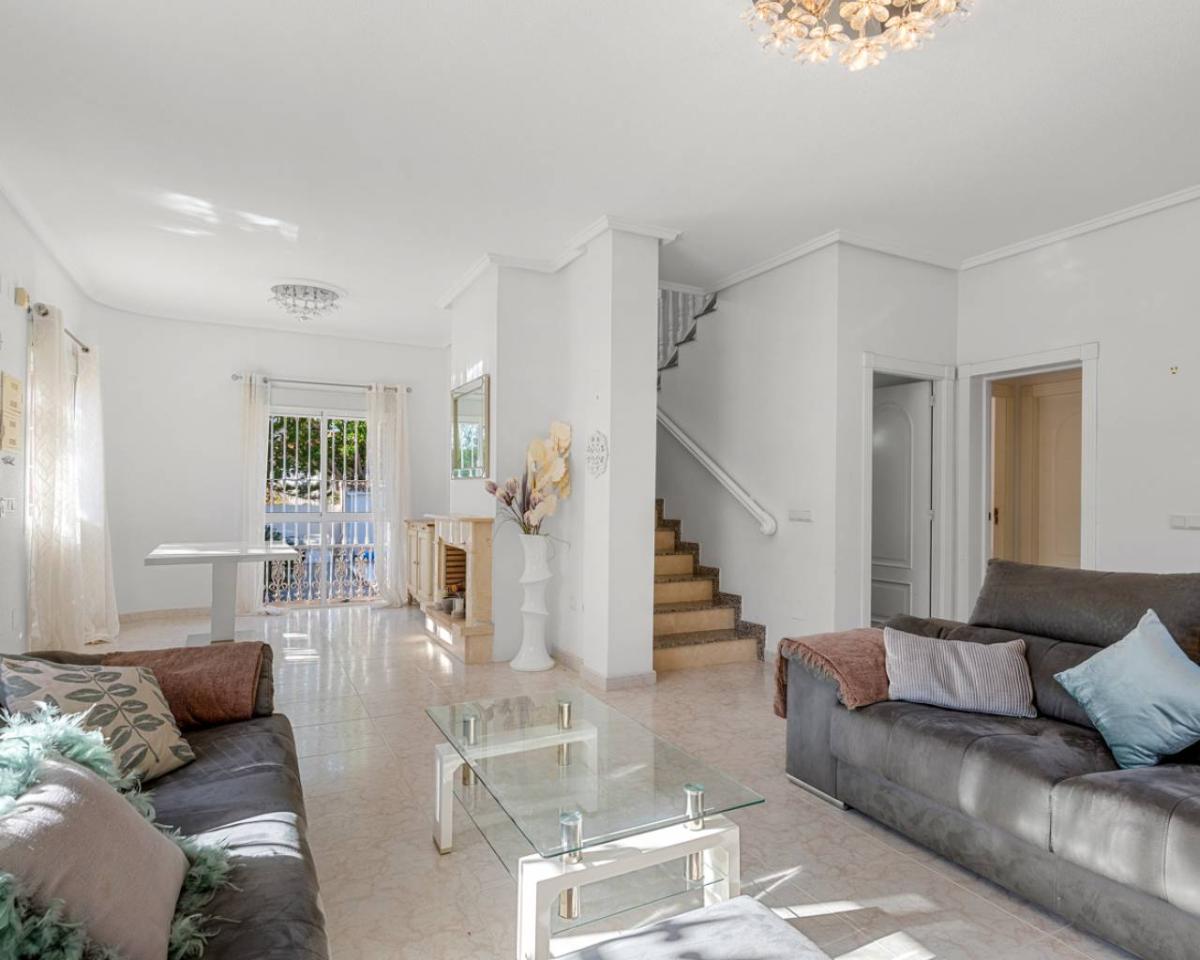 Villa en Ciudad Quesada, Alicante, España 5 dormitorios, 211 m2 No. 149132