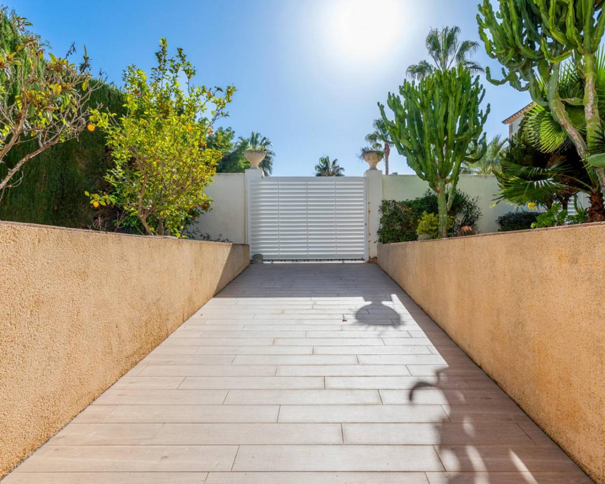Villa en Ciudad Quesada, Alicante, España 5 dormitorios, 211 m2 No. 149132