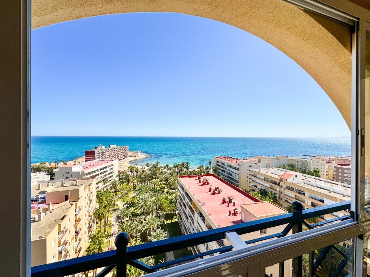 Lägenhet i Torrevieja, Alicante, Spanien 3 sovrum, 80 kvm. Nr. 149136