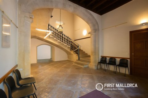 Radhus i Llucmajor, Mallorca, Spanien 4 sovrum, 241 kvm. Nr. 144682