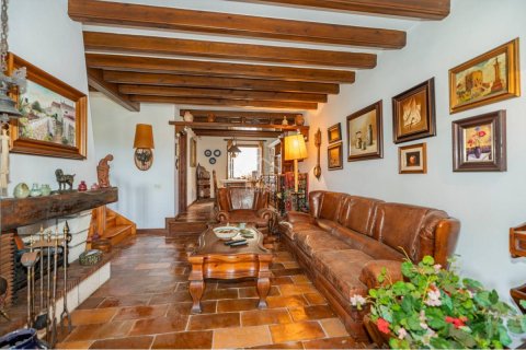 Apartment for sale in Ferreries, Menorca, Spain 3 bedrooms, 163 sq.m. No. 144680 - photo 6