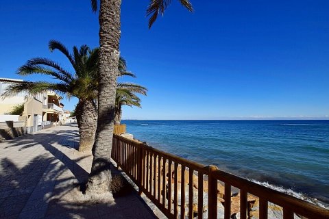 Villa for sale Alicante, Spain 2 bedrooms, 86 sq.m. No. 111181 - photo 8