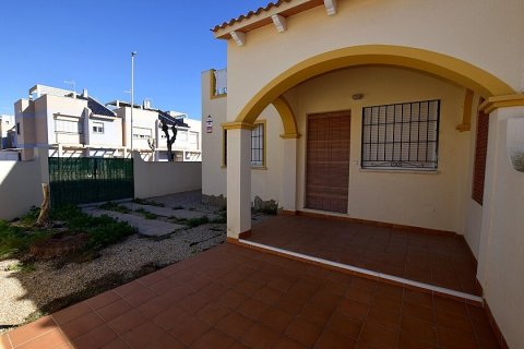 Villa for sale Alicante, Spain 2 bedrooms, 86 sq.m. No. 111181 - photo 4