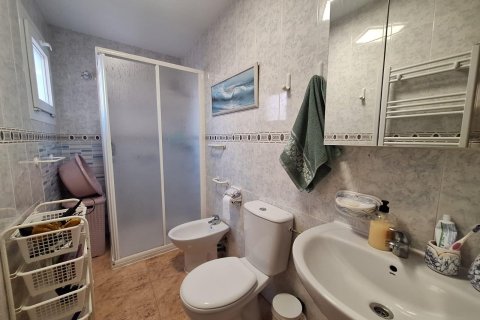 Lägenhet för uthyrning i Torrevieja, Alicante, Spanien 62 kvm. Nr. 149194 - foto 2