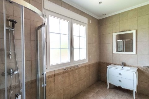 Villa for sale in Cabo Roig, Alicante, Spain 6 bedrooms, 500 sq.m. No. 149188 - photo 19