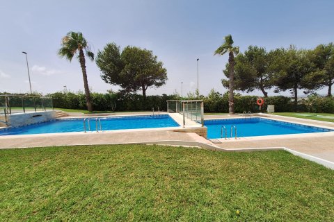 Apartament w Torrevieja, Alicante, Hiszpania 1 sypialnia, 39 mkw. nr 149192 – zdjęcie 2