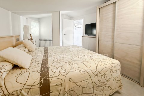 Paritalo myytävänä L'Escala, Girona, Espanja, 4 makuuhuonetta, 118 m2 No. 157905 - kuva 14