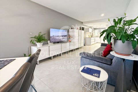 Paritalo myytävänä L'Escala, Girona, Espanja, 4 makuuhuonetta, 118 m2 No. 157905 - kuva 7