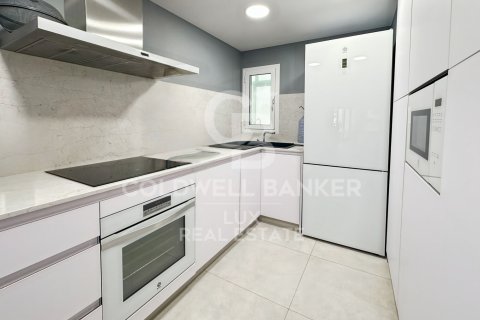 Paritalo myytävänä L'Escala, Girona, Espanja, 4 makuuhuonetta, 118 m2 No. 157905 - kuva 6