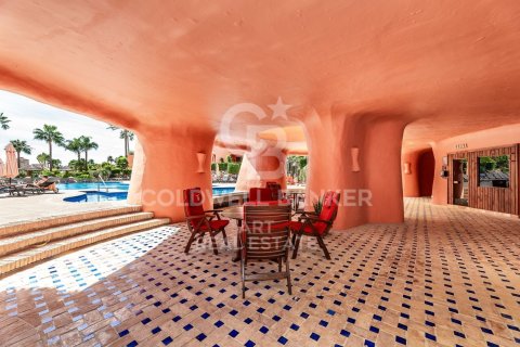 Apartamento en venta en Estepona, Málaga, España 3 dormitorios, 179 m2 No. 157902 - foto 8