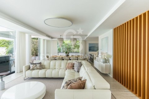 Willa w Marbella, Malaga, Hiszpania 5 sypialni, 592 mkw. nr 157900 – zdjęcie 3