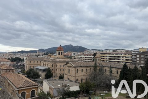Apartamento en Alcoy, Alicante, España 3 dormitorios, No. 185132