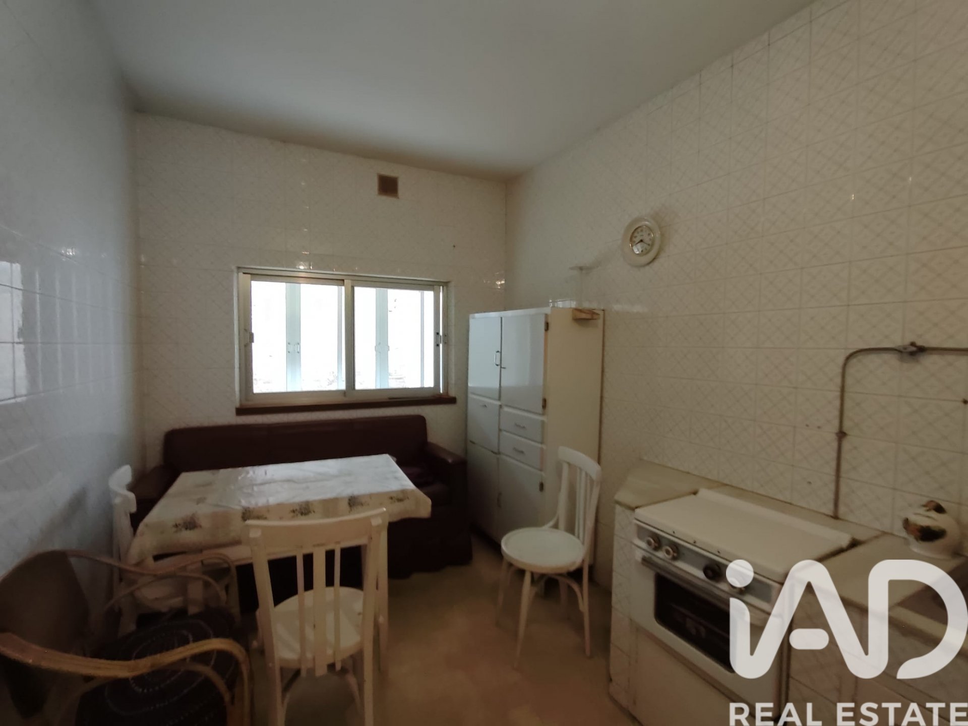 Villa i Veguellina de Orbigo, Leon, Spanien 3 sovrum, 264 kvm. Nr. 185134