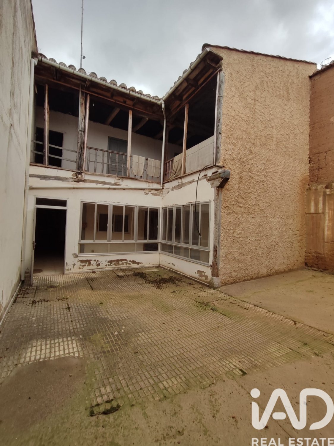 Villa i Veguellina de Orbigo, Leon, Spanien 3 sovrum, 264 kvm. Nr. 185134