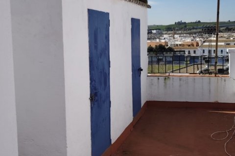 Apartment for sale in Ecija, Seville, Spain 3 bedrooms, 105 sq.m. No. 185131 - photo 24