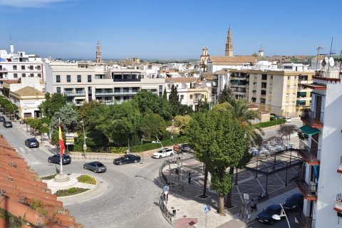 Apartment for sale in Ecija, Seville, Spain 3 bedrooms, 105 sq.m. No. 185131 - photo 4