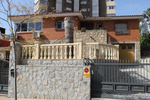 Продажа виллы Бенидорм, Аликанте, Испания 9 спален, 430м2 №118937 - фото 19