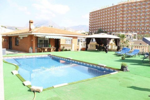 Продажа виллы Бенидорм, Аликанте, Испания 9 спален, 430м2 №118937 - фото 15
