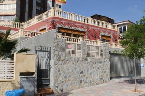 Продажа виллы Бенидорм, Аликанте, Испания 9 спален, 430м2 №118937 - фото 17