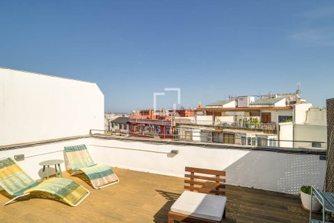 Ático en venta en Barcelona, España 3 dormitorios, 85 m2 No. 167565 - foto 2