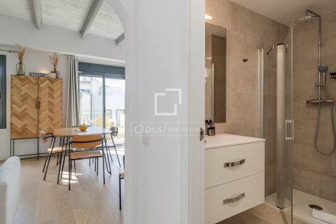 Ático en venta en Barcelona, España 3 dormitorios, 85 m2 No. 167565 - foto 11