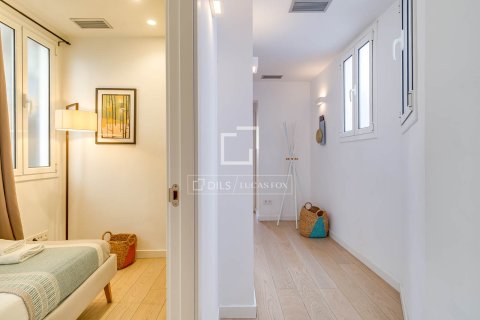 Ático en venta en Barcelona, España 3 dormitorios, 85 m2 No. 167565 - foto 28