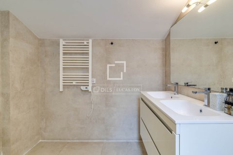 Ático en venta en Barcelona, España 3 dormitorios, 85 m2 No. 167565 - foto 15