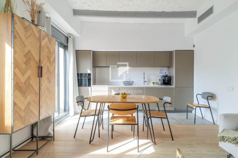 Ático en venta en Barcelona, España 3 dormitorios, 85 m2 No. 167565 - foto 5