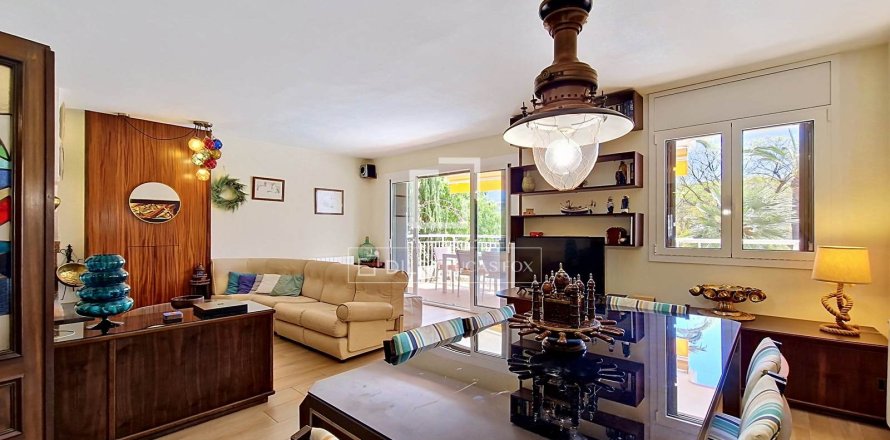 Appartamento a Vilanova i la Geltru, Barcelona, Spagna 3 camere da letto, 93 mq. N° 167564