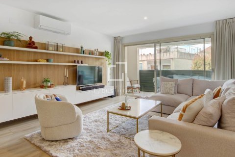 Villa en venta en Sant Just Desvern, Barcelona, España 4 dormitorios, 224 m2 No. 167566 - foto 4