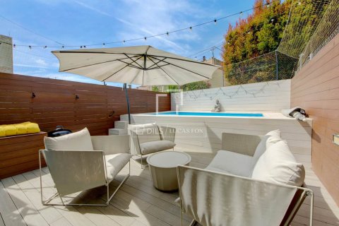 Villa en Sant Just Desvern, Barcelona, España 4 dormitorios, 224 m2 No. 167566