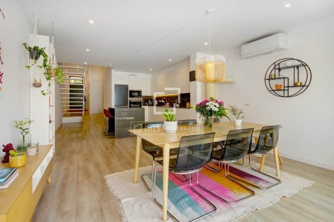 Villa en venta en Sant Just Desvern, Barcelona, España 4 dormitorios, 224 m2 No. 167566 - foto 26