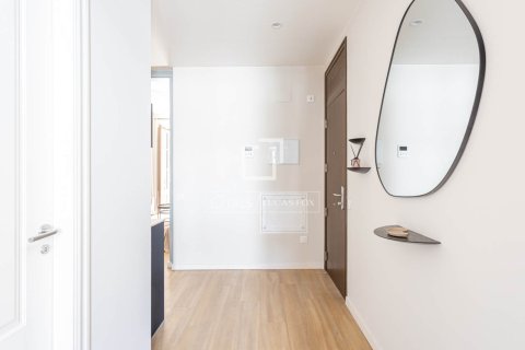 Продажа квартиры в Барселона, Испания 2 спальни, 83м2 №167570 - фото 14