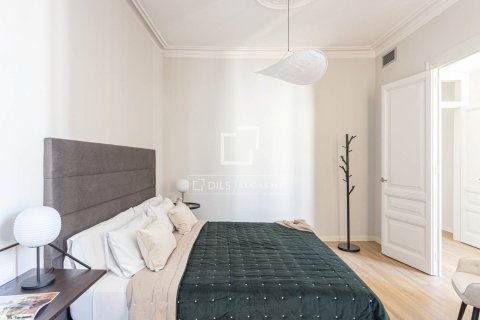 Продажа квартиры в Барселона, Испания 2 спальни, 83м2 №167570 - фото 20