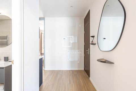 Продажа квартиры в Барселона, Испания 2 спальни, 83м2 №167570 - фото 15