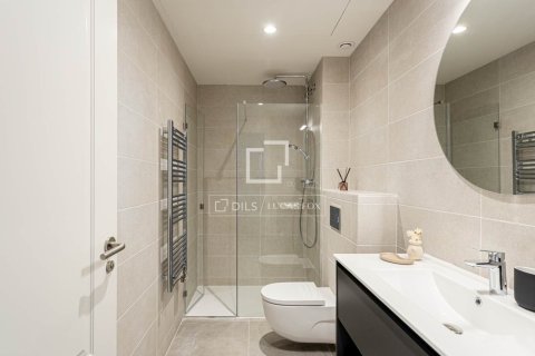 Продажа квартиры в Барселона, Испания 2 спальни, 83м2 №167570 - фото 26