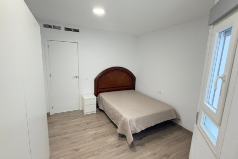 Appartamento in affitto a Alicante, Spagna 1 camera da letto, 80 mq. N° 150043 - foto 12