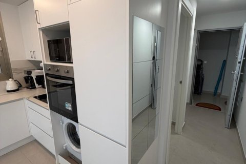 Apartment for sale in Torrevieja, Alicante, Spain 2 bedrooms, 75 sq.m. No. 150044 - photo 5