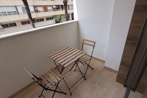 Apartamento en venta en Torrevieja, Alicante, España 2 dormitorios, 75 m2 No. 150044 - foto 25