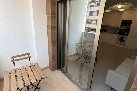 Apartment for sale in Torrevieja, Alicante, Spain 2 bedrooms, 75 sq.m. No. 150044 - photo 22