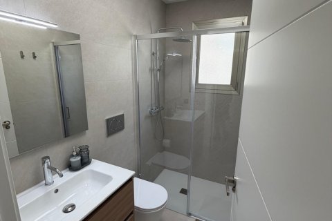 Apartamento en venta en Torrevieja, Alicante, España 2 dormitorios, 75 m2 No. 150044 - foto 13
