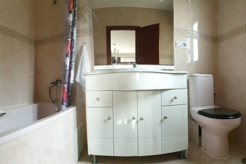 Villa à vendre à Alicante, Espagne, 6 chambres, 325 m2 No. 150048 - photo 27