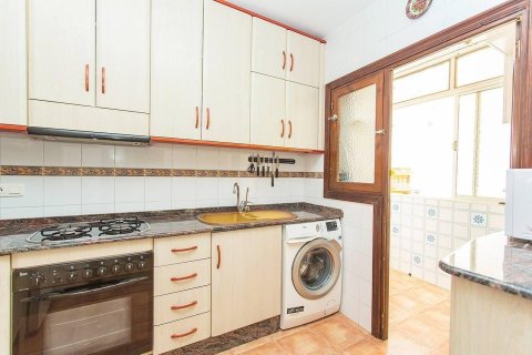 Apartamento en venta en Torrevieja, Alicante, España 3 dormitorios, 125 m2 No. 150046 - foto 12