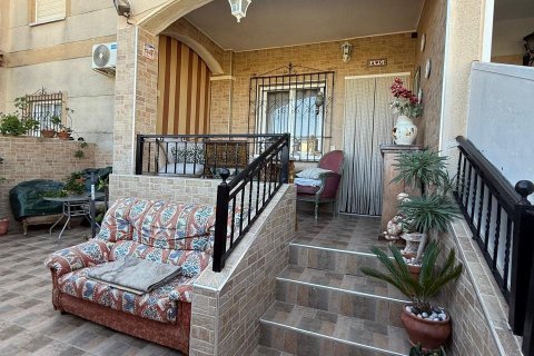 House zum Verkauf in Torrevieja, Alicante, Spanien 2 Schlafzimmer, 65 m2 Nr. 150049 - Foto 3