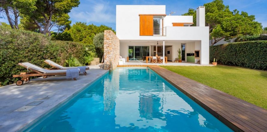 Townhouse Ciutadella De Menorca, Menorca, Espagne 3 chambres, 266 m2 No. 110892