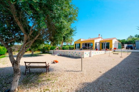 Villa for sale Els Canutells, Menorca, Spain 3 bedrooms, 125 sq.m. No. 110891 - photo 11